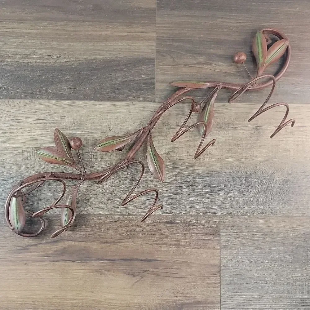 Wine Rack Holder Decorative Metal Leaf and Vine Pattern